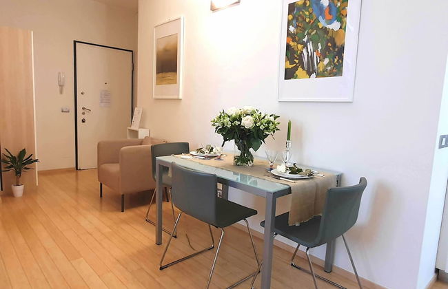 Corso Vercelli Apartment - Photo 10