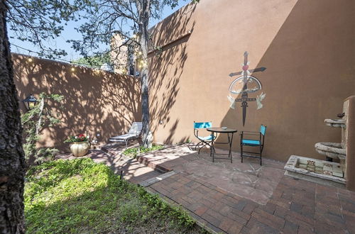 Foto 41 - Cinco Chimineas - Indoor Pool, Walk to Canyon Rd, Authentic Historic Santa Fe