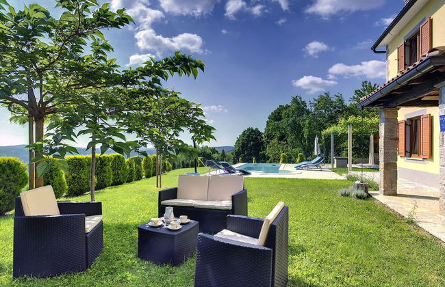 Villa in Lupoglav With Pool Near the Sea - Photo 29