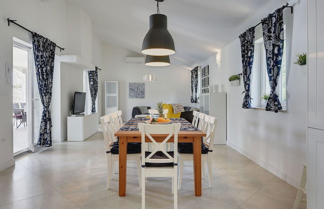 Comfortable Villa With Private Swimming Pool, Table Football, Near Labin - Photo 28
