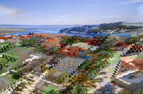 Photo 1 - Villa in Sumartin Near the Beach & Ferry Port