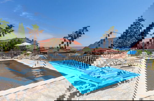 Photo 21 - Sumartin Villa With Private Pool