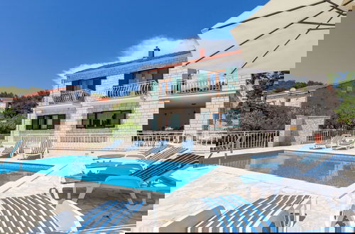 Photo 22 - Sumartin Villa With Private Pool