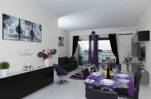 Photo 1 - Luxury 2 Bed Apartment