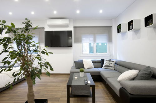 Photo 11 - Α Koukaki, Modern Newly Refurbished Apartment