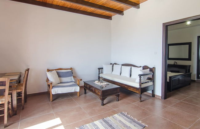 Traditional Apartments Madares - Photo 16