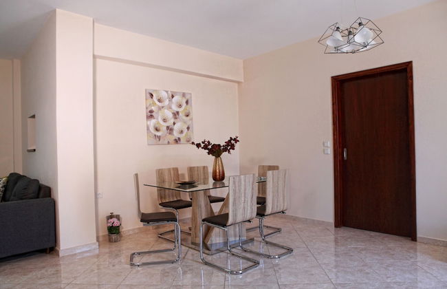 Sunrise Residence - Photo 12