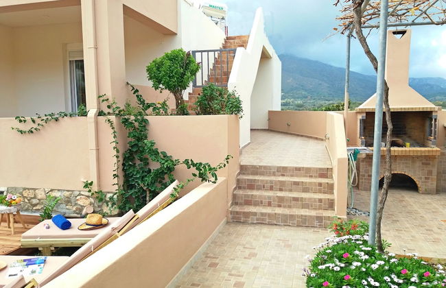 Sunrise Residence - Photo 31