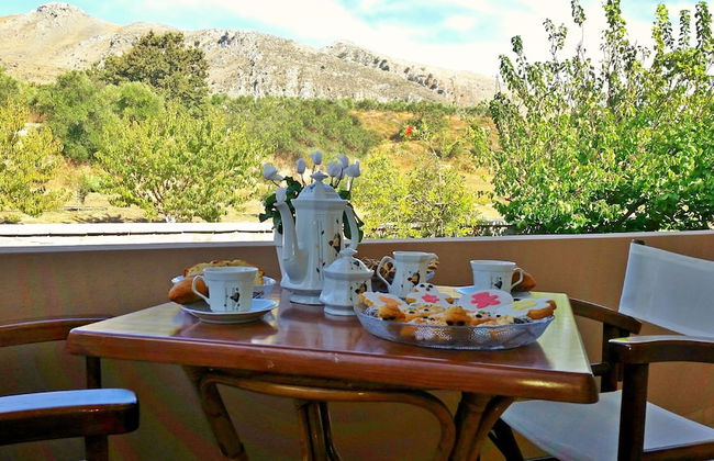Sunrise Residence - Photo 21