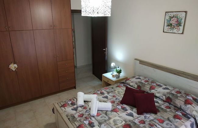 Sunrise Residence - Photo 9