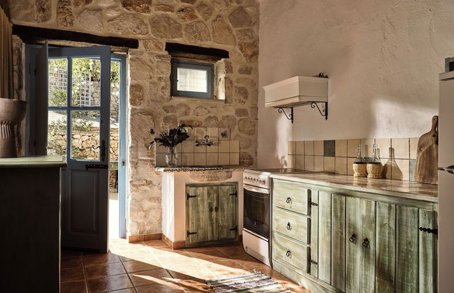 Strofilia Stone Residences - Photo 8