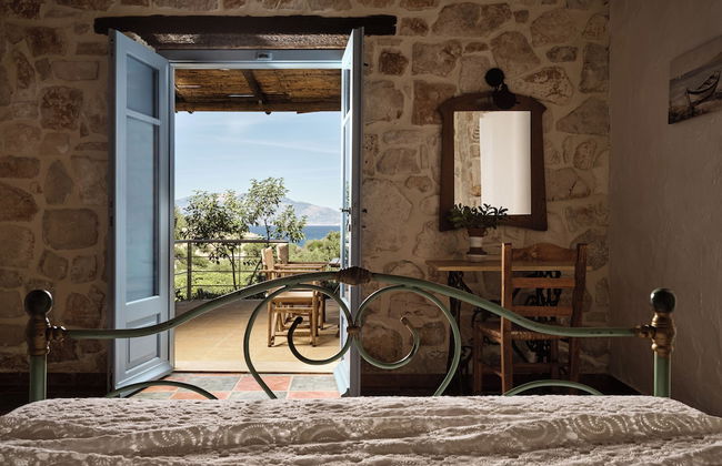 Strofilia Stone Residences - Photo 3