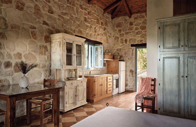 Strofilia Stone Residences - Photo 10