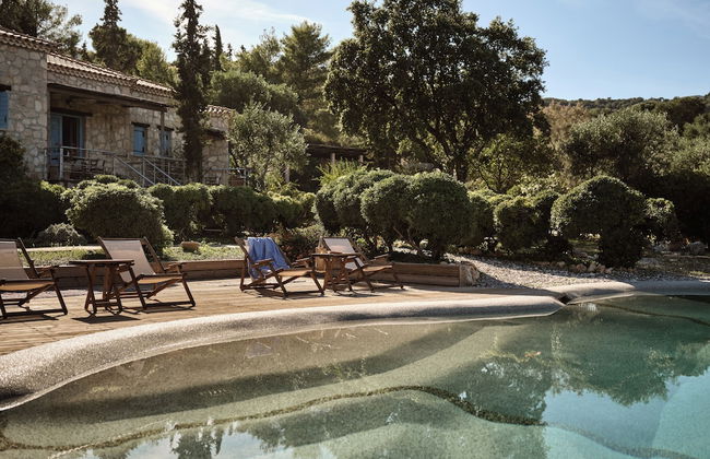 Strofilia Stone Residences - Photo 1