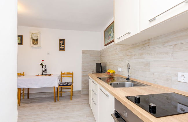Apartment Lapad Gardin - Photo 9