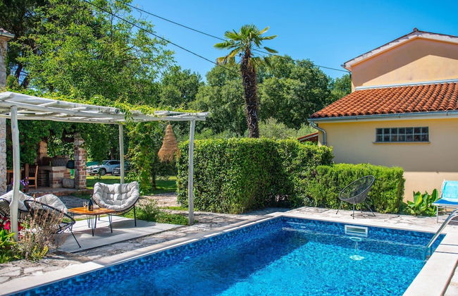Conventional Holiday Home in Umag With Private Pool - Foto 15