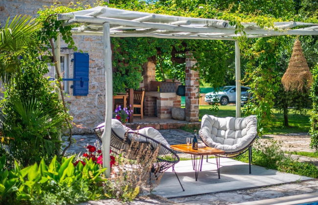 Conventional Holiday Home in Umag With Private Pool - Foto 7