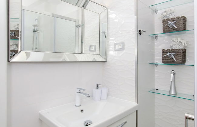 Apartment Luxury Center - Photo 14