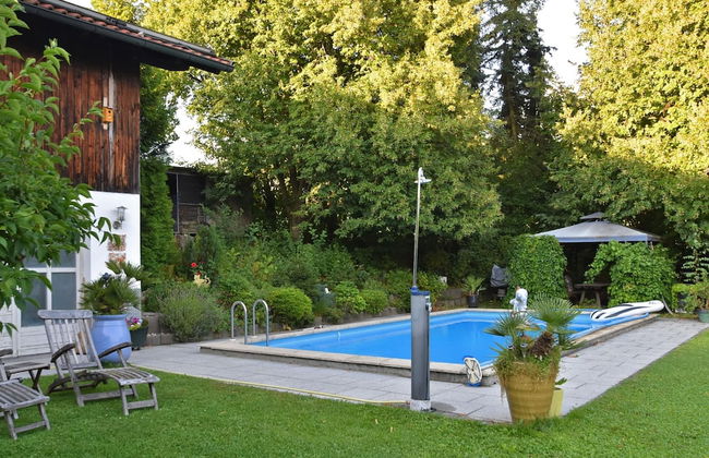 Tranquil Garden Apartment - Foto 11