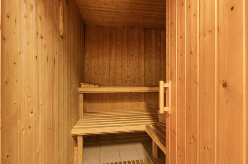 Photo 20 - Wooden Holiday Home in Hinterrod With Sauna