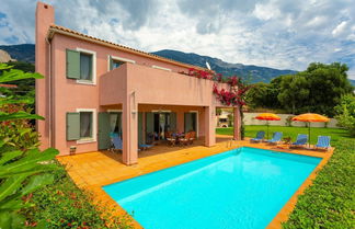 Foto 2 - Villa Vali Large Private Pool Walk to Beach Sea Views A C Wifi Car Not Required - 1019