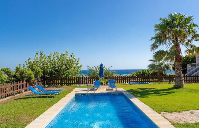 Andreas Beach Villa Large Private Pool Walk to Beach Sea Views A C Wifi Car Not Required - 1654 - Photo 27