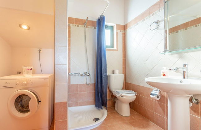 Andreas Beach Villa Large Private Pool Walk to Beach Sea Views A C Wifi Car Not Required - 1654 - Photo 31