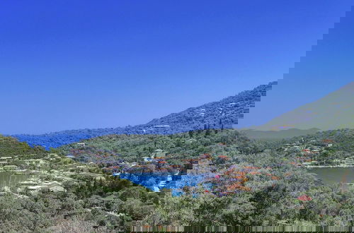 Foto 7 - Villa Ledaki