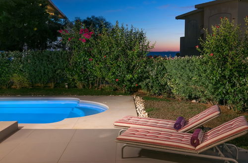 Photo 19 - Luxurious Villa Philoxenia