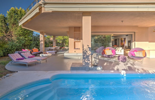 Luxurious Villa Philoxenia - Photo 1