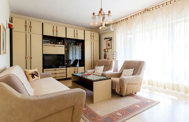 Spacious Holiday Home near Sea - Foto 12