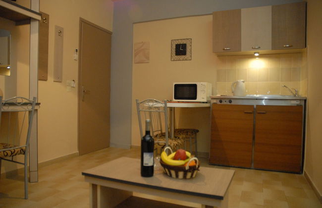 Takis Hotel - Photo 31