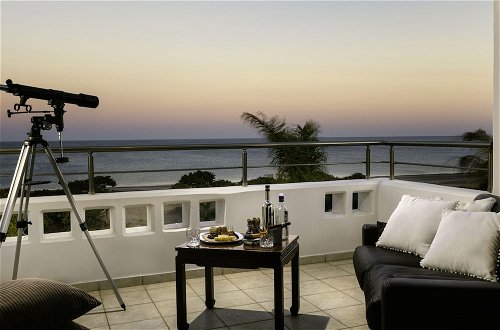 Photo 8 - Villa on Island With Private Pool, Garde, Terrace, Parking