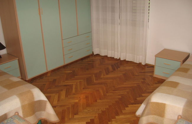 Six Person Apartment With 2 Bedrooms Near the Beach in Pjescana Uvala - Foto 4