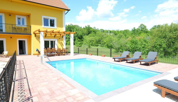 Photo 1 - Luxurious Villa in Tijarica With a Private Pool