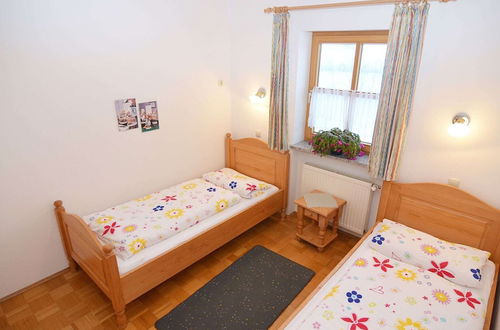 Photo 3 - Lively Apartment With Sauna in Schonsee