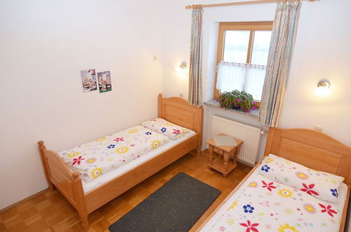 Photo 3 - Lively Apartment With Sauna in Schonsee