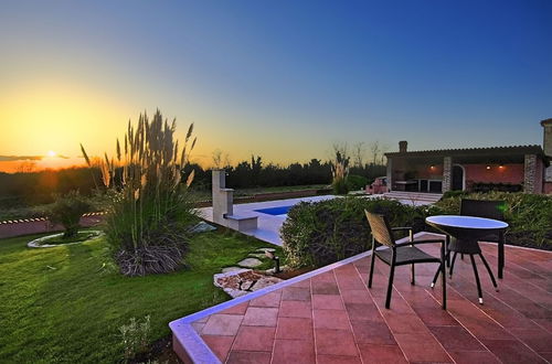 Foto 23 - Gorgeous Villa With Private Swimming Pool and Covered Terrace