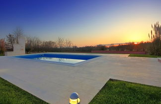 Foto 1 - Gorgeous Villa With Private Swimming Pool and Covered Terrace