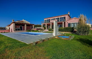 Foto 1 - Gorgeous Villa With Private Swimming Pool and Covered Terrace