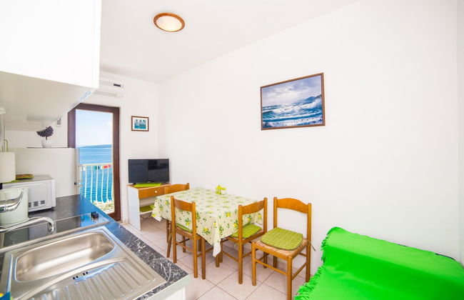 Apt Next to the Beach w Balcony and sea View - Foto 9