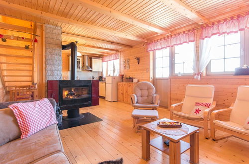 Photo 12 - Lovely Holiday Home in Ravna Gora With Fireplace