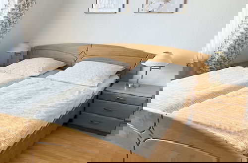 Foto 5 - Apartment With 2 Rooms in Lirstal