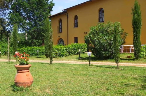 Photo 25 - Restful Farmhouse with Pool near Forest in Vinci