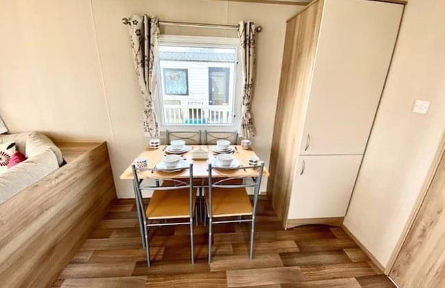 Beautiful Cosy 2-bed Caravan in Clacton-on-sea - Foto 25