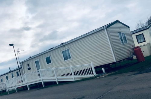 Photo 34 - Beautiful Cosy 2-bed Caravan in Clacton-on-sea