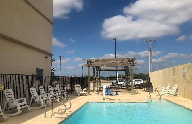 PetroStay Inn & Suites Cotulla - Foto 10