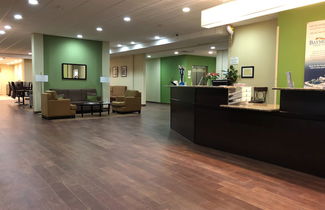 Photo 1 - PetroStay Inn & Suites Cotulla