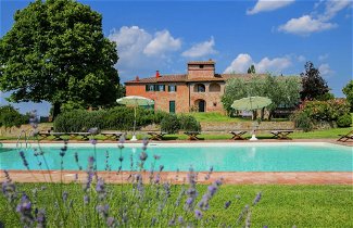 Photo 1 - Villa with Private Swimming Pool & Spacious Garden in Valdichiana near Cortona