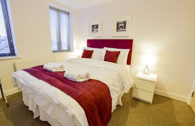 Roomspace Apartments -Kirk Court - Photo 2